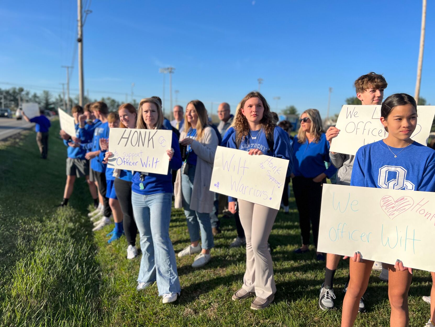 Oldham County High School shows support for graduate, LMPD officer critically injured in mass shooting